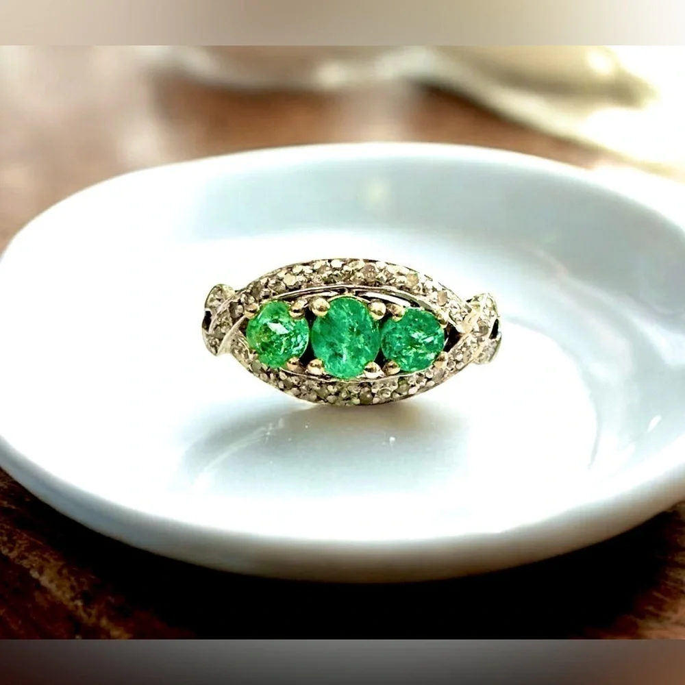 Vintage Emerald & Diamond Gold Over Sterling Silver Ring (7)